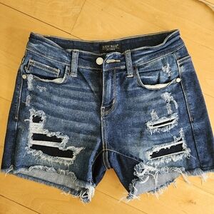 JUDY BLUE DENIM SHORTS